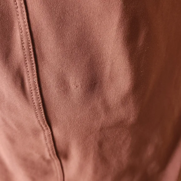 Burgundy Women's Lululemon Activewear Tank Size 6 - Picture 8 of 8